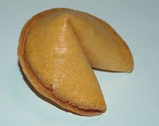 751px-Fortune_cookie.jpg